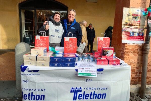 Sassuolo E Telethon Banchetto AVIS Provinciale Modena